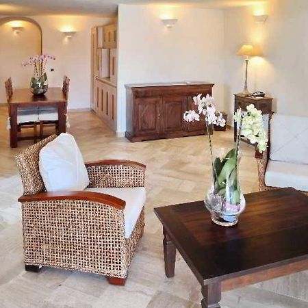 Residence Living Poltu Quatu Arzachena Kültér fotó